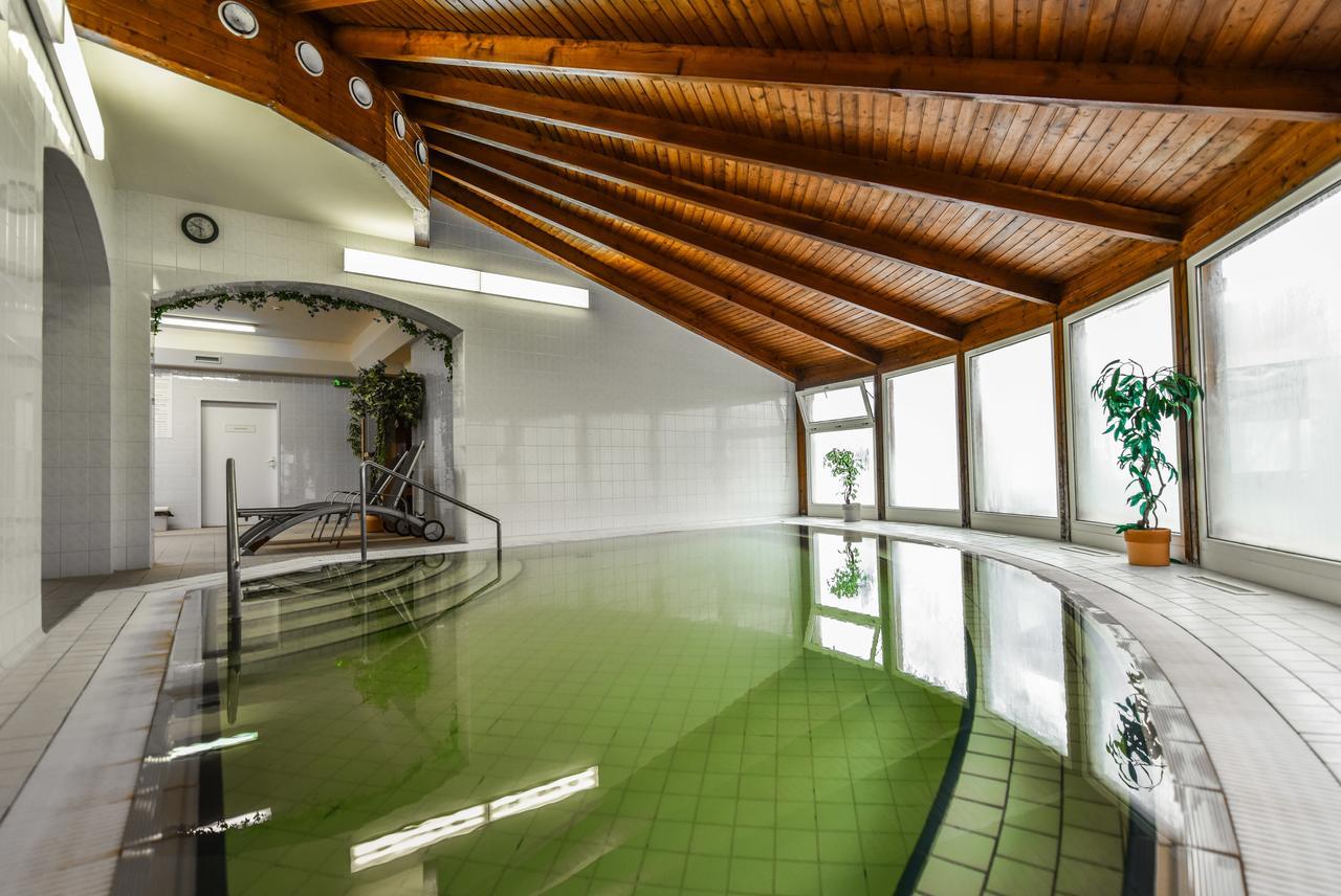 Aqua Hotel Termal Mosonmagyarovar Exterior photo